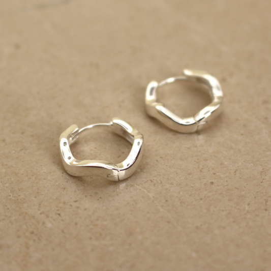 Sterling Silver Wavy Hoop Earrings - Rose and Wolf