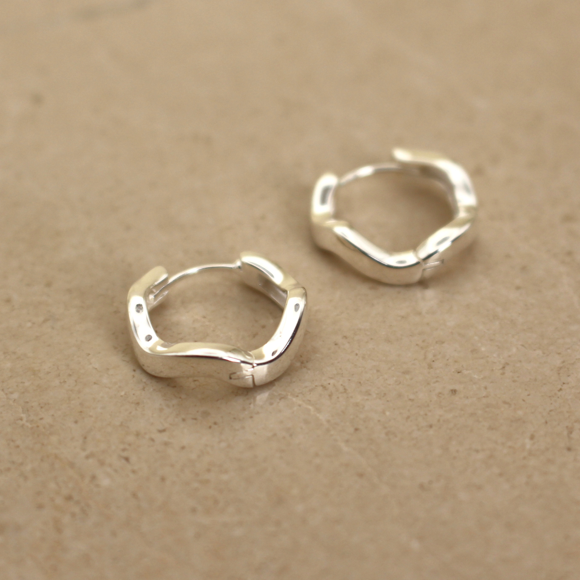 Sterling Silver Wavy Hoop Earrings - Rose and Wolf